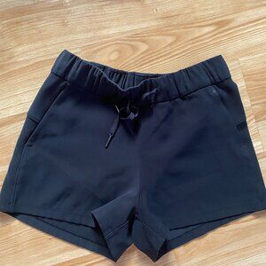 Lululemon On the Fly Short 2.5" - black - 4